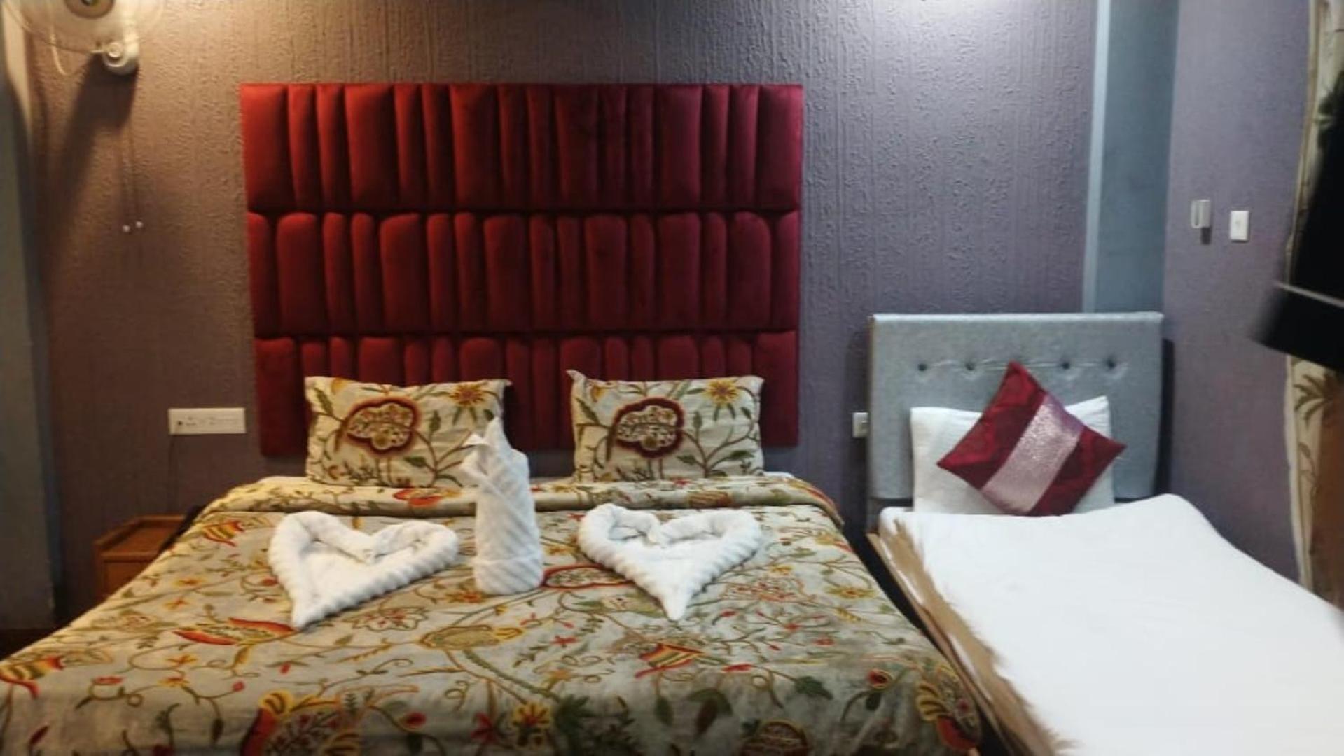Hotel Shefaf Durgjan Ngoại thất bức ảnh
