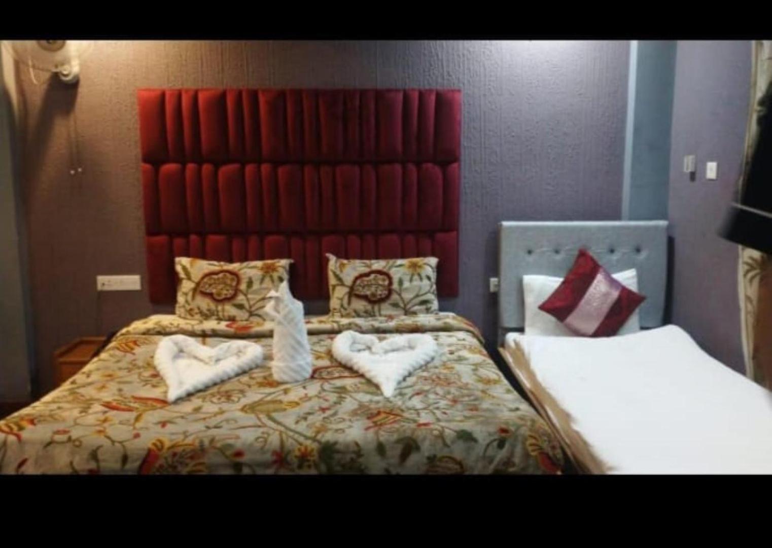 Hotel Shefaf Durgjan Ngoại thất bức ảnh