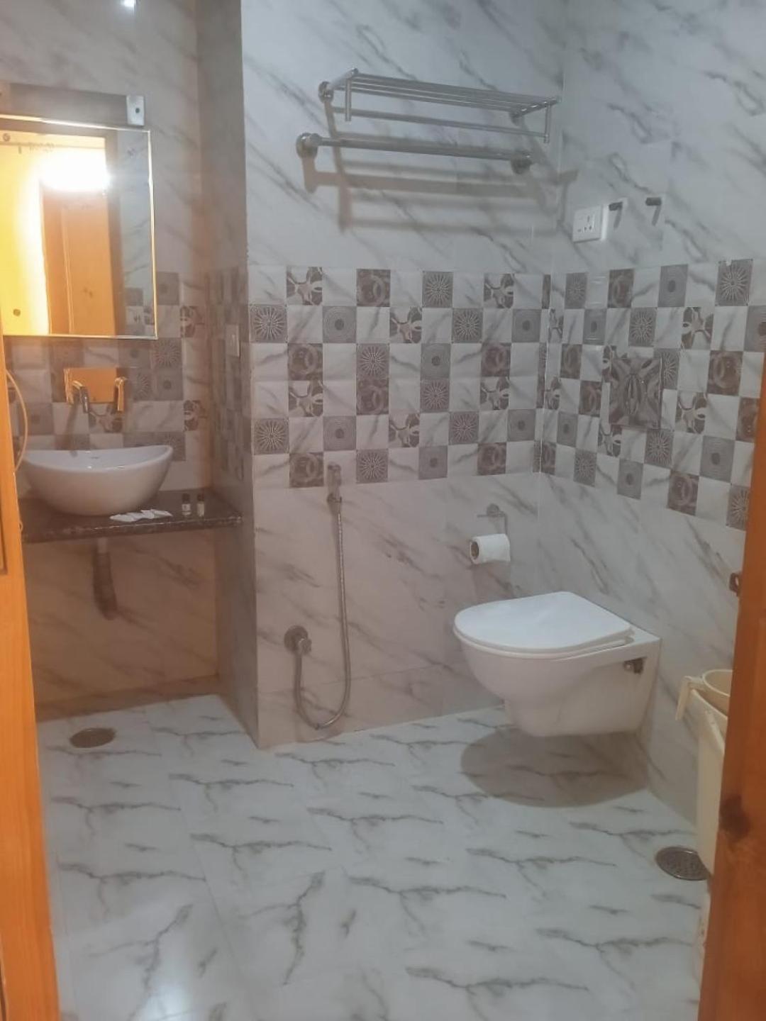 Hotel Shefaf Durgjan Ngoại thất bức ảnh