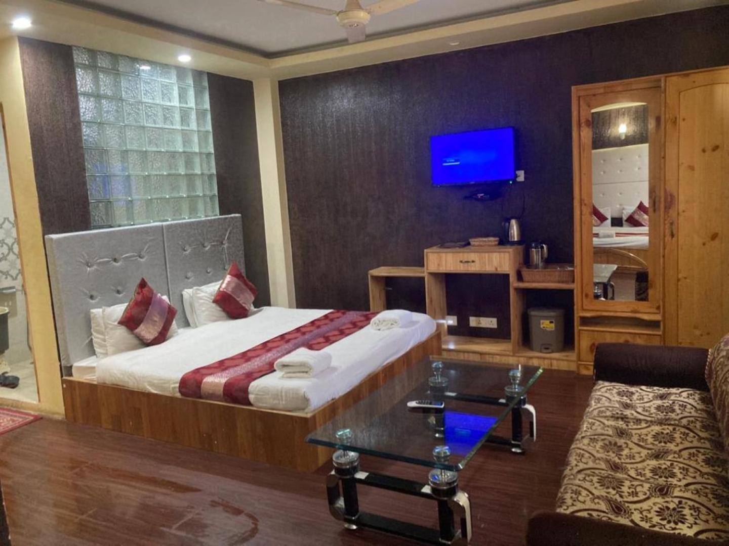 Hotel Shefaf Durgjan Ngoại thất bức ảnh
