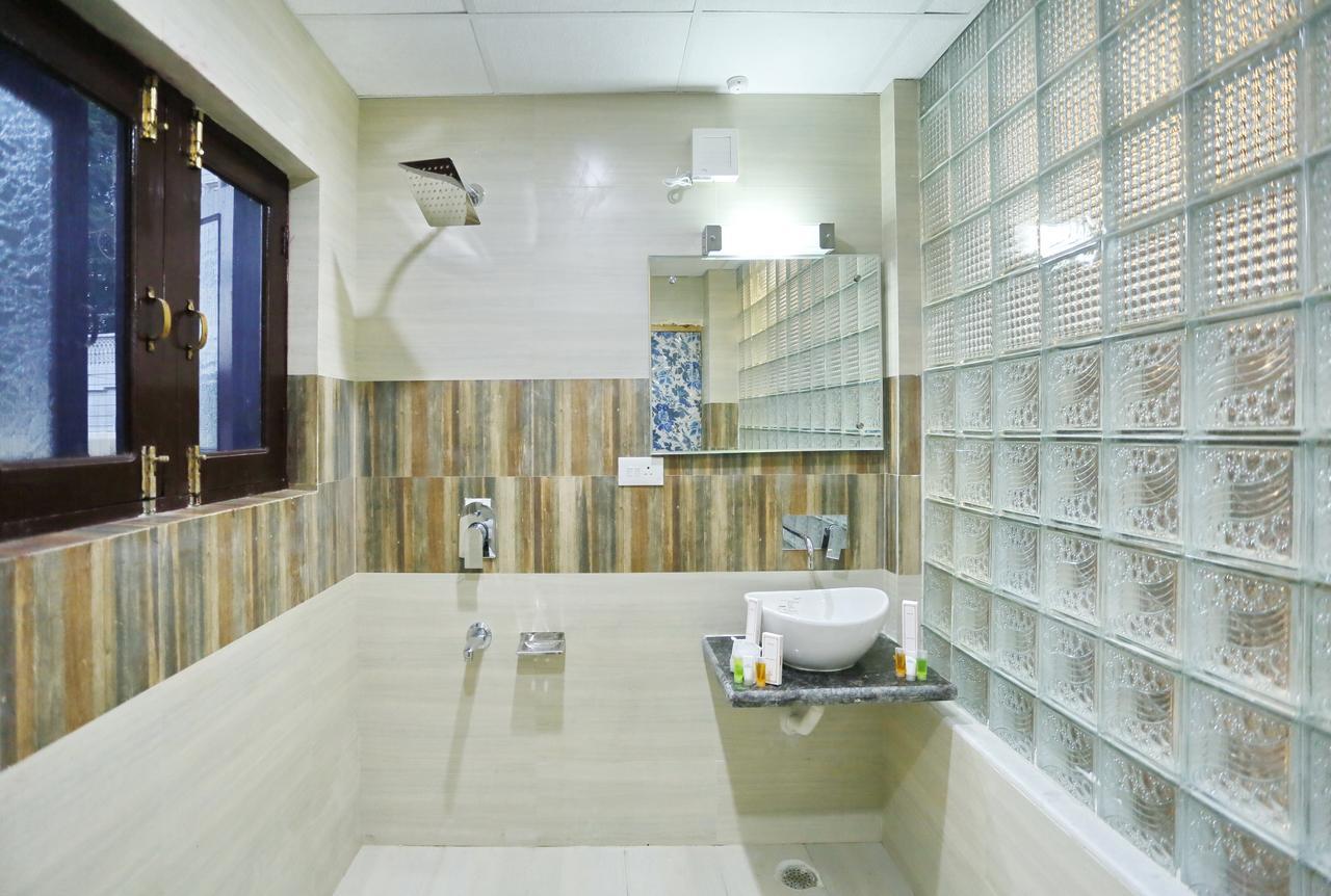 Hotel Shefaf Durgjan Ngoại thất bức ảnh