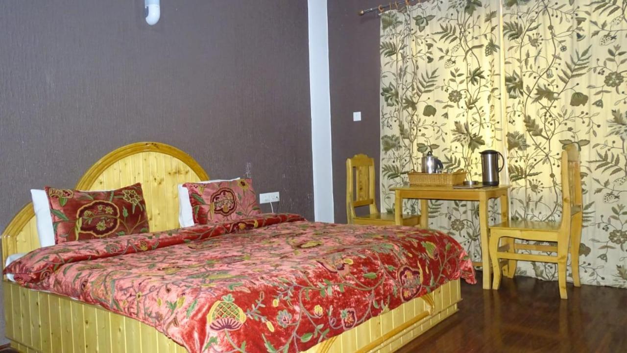 Hotel Shefaf Durgjan Ngoại thất bức ảnh